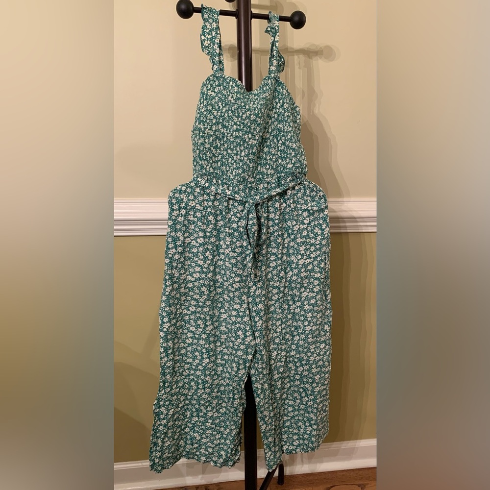Angashion Women’s Casual Floral Sleeveless Jumpsuit